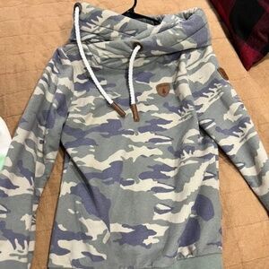 Wanakome Camo Hoodie
